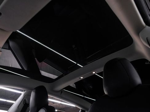 Used 2018 Tesla Model 3 Long Range image 5