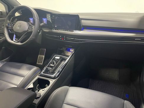 Used 2024 Volkswagen Golf R image 28