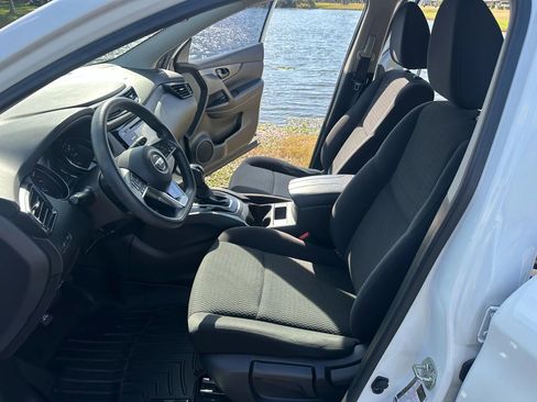 Used 2018 Nissan Rogue Sport S w/ S Appearance Package image 14