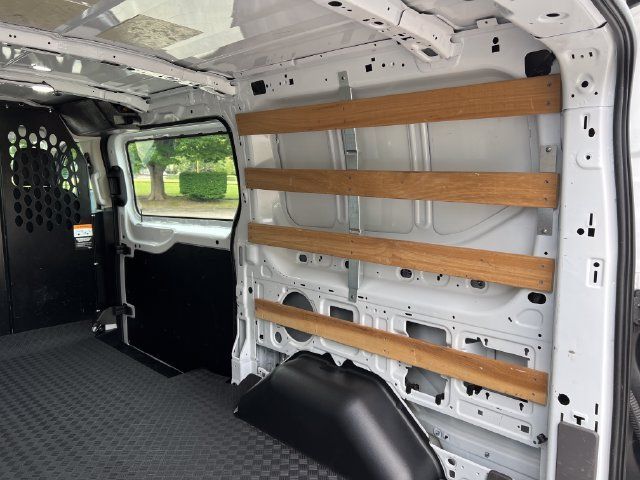 Used 2025 Ford Transit 250 Low Roof w/ Exterior Upgrade Package RWD image 28