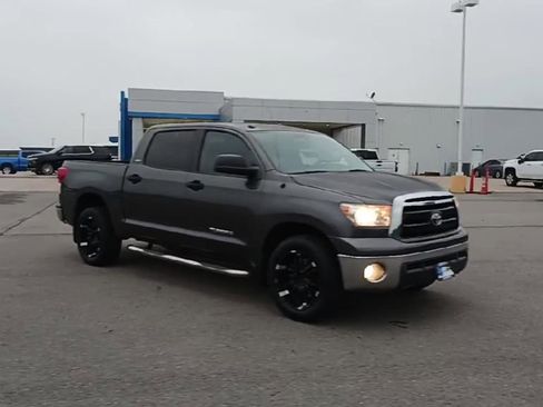 Used 2011 Toyota Tundra 2WD CrewMax w/ SR5 Pkg image 2