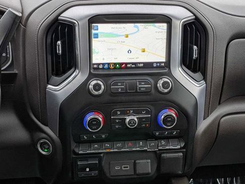 Used 2022 GMC Sierra 1500 SLT w/ SLT Premium Plus Package AWD/4WD image 22