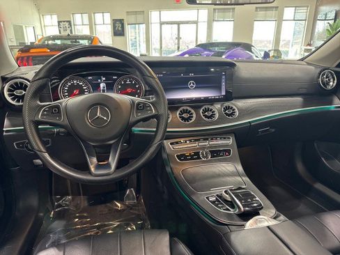 Used 2018 Mercedes-Benz E 400 4MATIC Cabriolet image 10