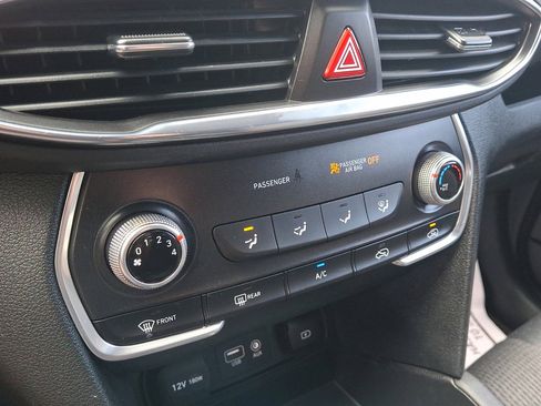Used 2019 Hyundai Santa Fe SE AWD/4WD image 29