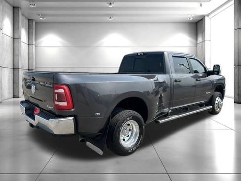 Used 2023 RAM 3500 Laramie AWD/4WD image 8