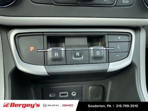 Certified 2022 GMC Terrain SLE w/ Driver Convenience Package image 19