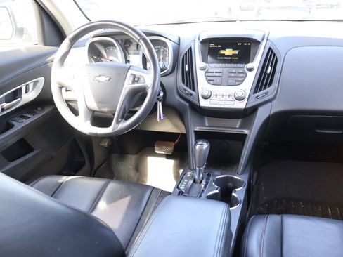 Used 2017 Chevrolet Equinox Premier w/ Enhanced Convenience Package image 14