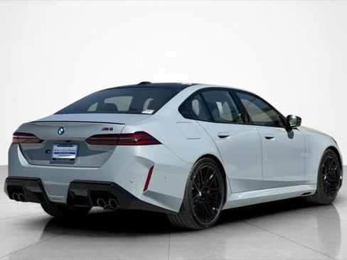 New 2026 BMW M5 w/ Executive Package image 5