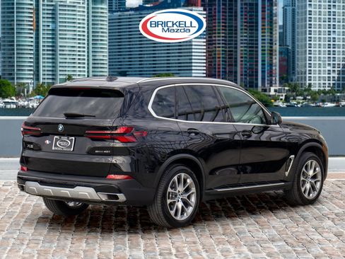 Used 2026 BMW X5 sDrive40i image 12