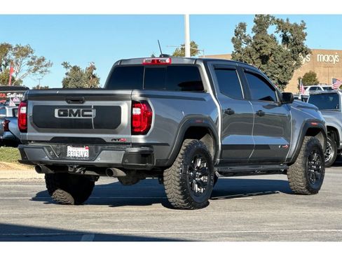 Used 2023 GMC Canyon AT4 w/ AT4 Premium Package image 4