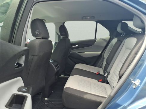 Certified 2024 Chevrolet Equinox LS w/ LS Convenience Package FWD image 12
