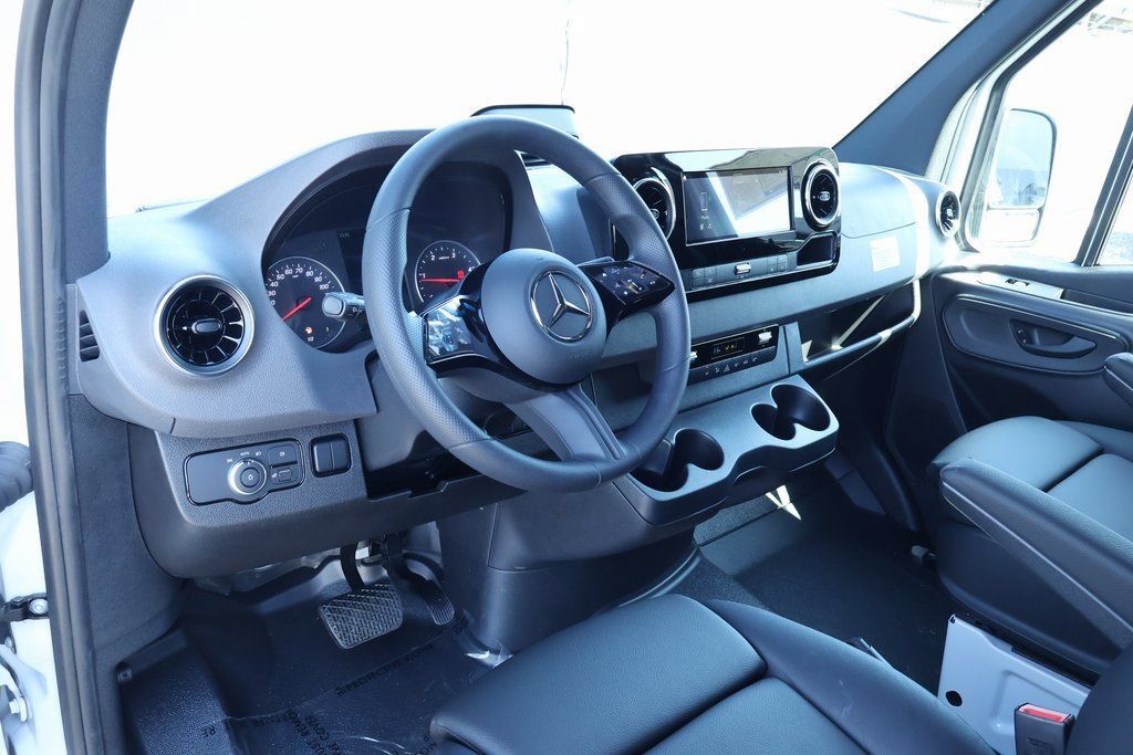 New 2026 Mercedes-Benz Sprinter 2500 image 3