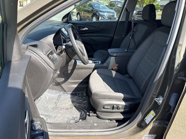 Certified 2024 Chevrolet Equinox LT FWD image 13