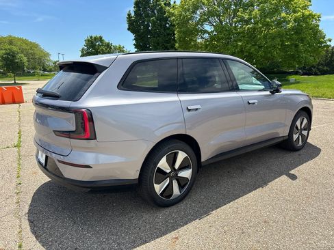 New 2026 Volvo EX90 Plus AWD/4WD image 5