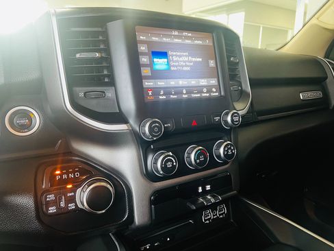 Used 2019 RAM 1500 Big Horn image 16