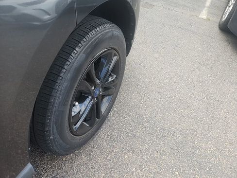 Used 2019 Ford Edge SEL FWD image 8