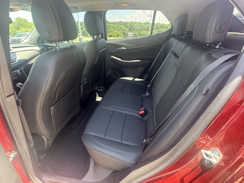 Used 2023 Buick Encore GX Essence w/ Experience Buick Package FWD image 12