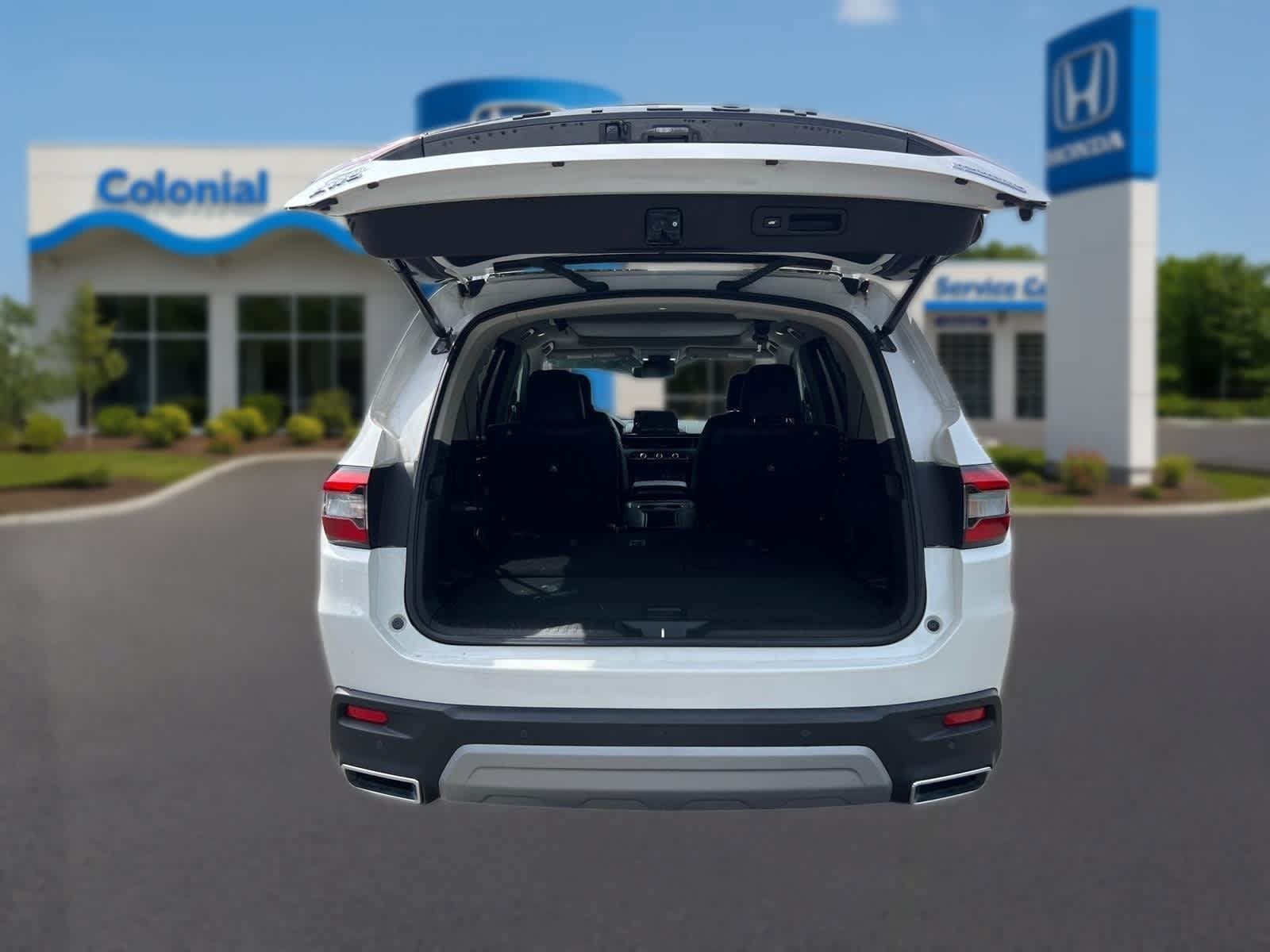 Used 2024 Honda Pilot Touring image 35
