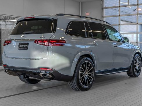 Used 2026 Mercedes-Benz GLS 450 4MATIC image 29