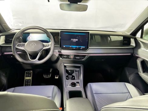 New 2026 Volkswagen Tiguan SE R-Line image 12