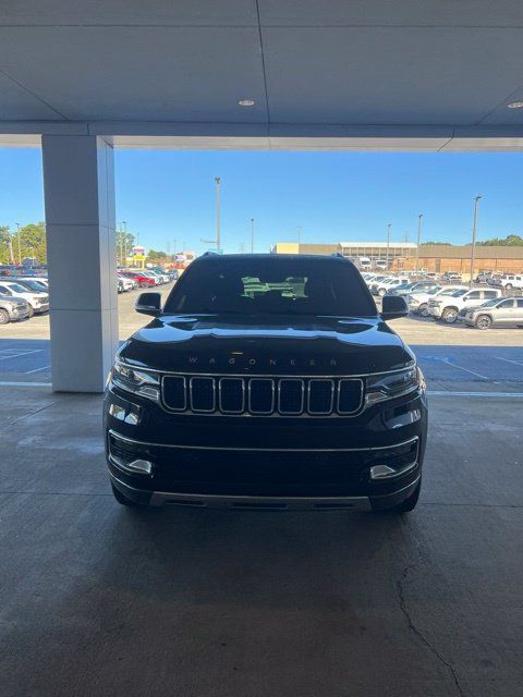 Used 2022 Jeep Wagoneer Series III w/ Premium Group I RWD image 7