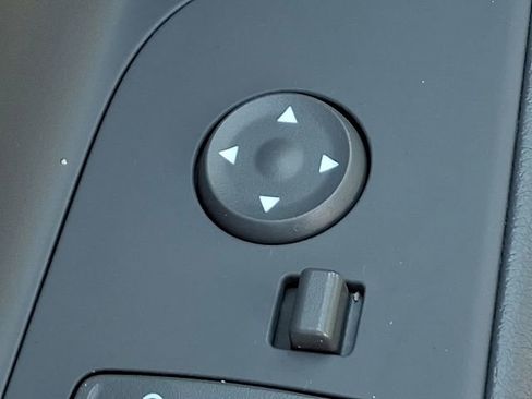 Used 2022 Hyundai Elantra SEL w/ Cargo Package image 28