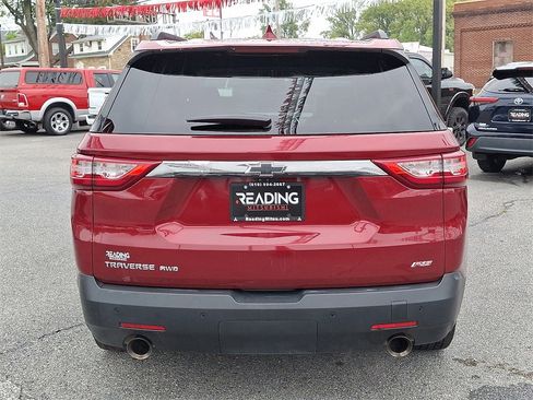 Used 2020 Chevrolet Traverse RS w/ LPO, Floor Liner Package image 6