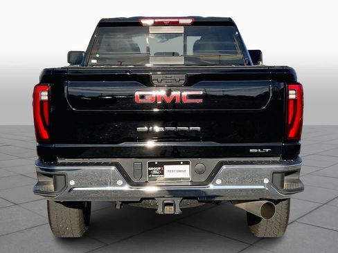 Used 2024 GMC Sierra 2500 SLT w/ SLT Premium Package image 5