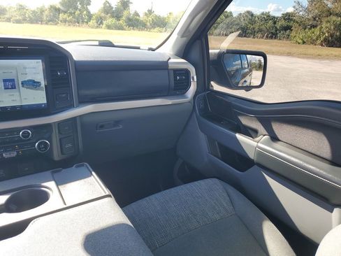 Used 2021 Ford F150 XLT w/ Equipment Group 302A High image 11