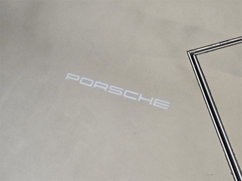 Used 2021 Porsche Taycan Turbo S image 30