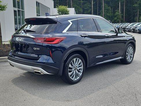Used 2024 INFINITI QX50 Luxe AWD/4WD image 2
