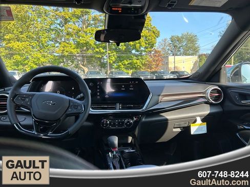 New 2025 Chevrolet Trax RS w/ Driver Confidence Package image 12