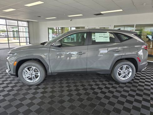New 2026 Hyundai Tucson SE AWD/4WD image 6