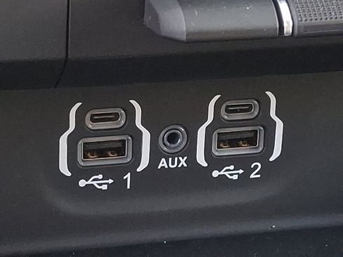 Used 2022 RAM 1500 Laramie image 24