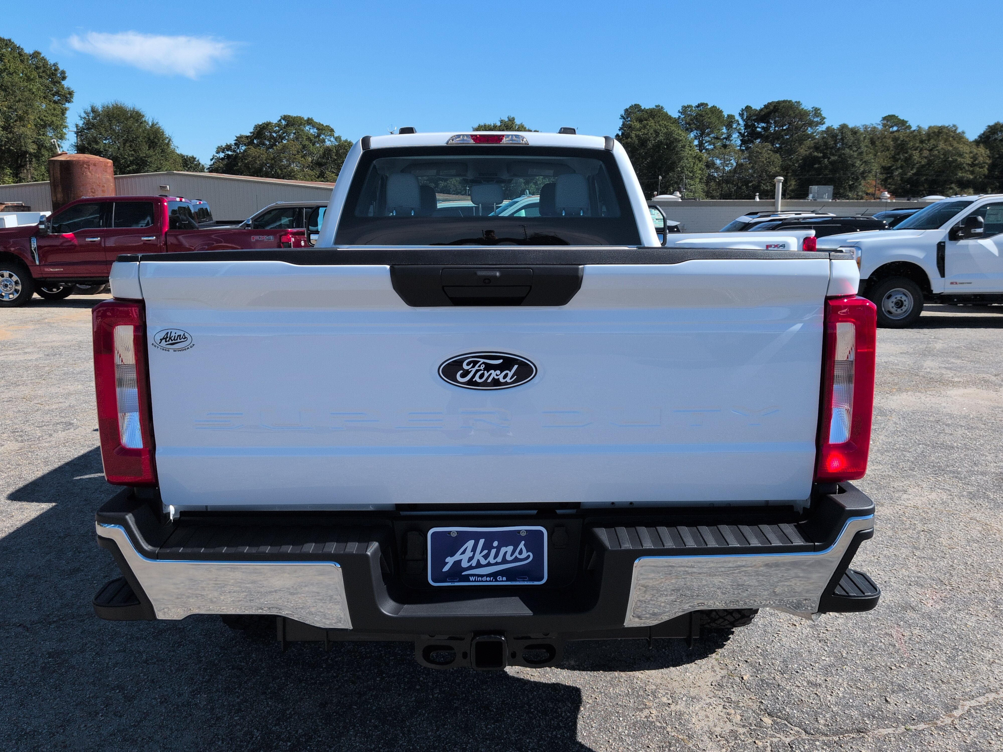New 2027 Ford F250 XL w/ XL Off-Road 33" Tire Package AWD/4WD image 4