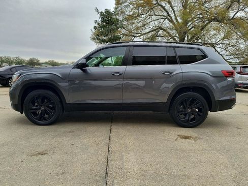 Used 2022 Volkswagen Atlas SE FWD image 3
