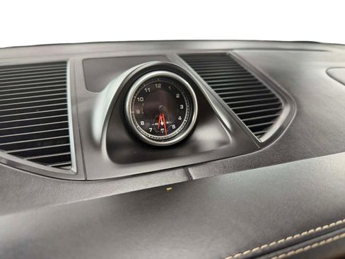 Used 2020 Porsche Macan Sport Edition image 23