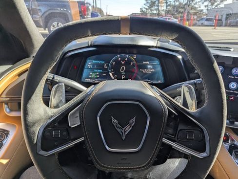 Used 2023 Chevrolet Corvette Stingray Premium Conv w/ Z51 Performance Package image 16