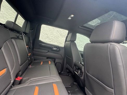 Used 2024 GMC Sierra 1500 AT4 w/ Technology Package image 13