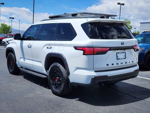Used 2023 Toyota Sequoia TRD Pro AWD/4WD image 3