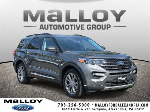 Used 2022 Ford Explorer XLT w/ Equipment Group 202A image 1