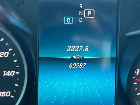 Used 2019 Mercedes-Benz C 300 Sedan image 25