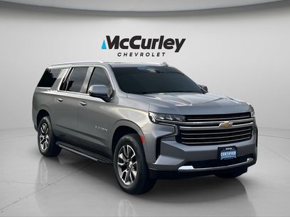 Certified 2022 Chevrolet Suburban LT w/ Luxury Package