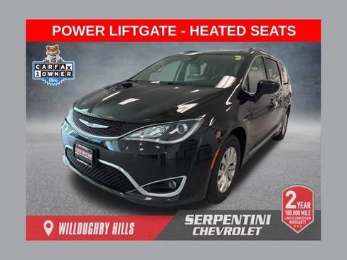 Used 2019 Chrysler Pacifica Touring-L image 1