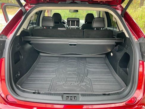 Used 2019 Ford Edge SEL w/ Equipment Group 201A image 11