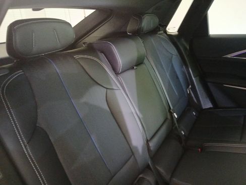 Certified 2024 Cadillac Lyriq Luxury AWD/4WD image 14