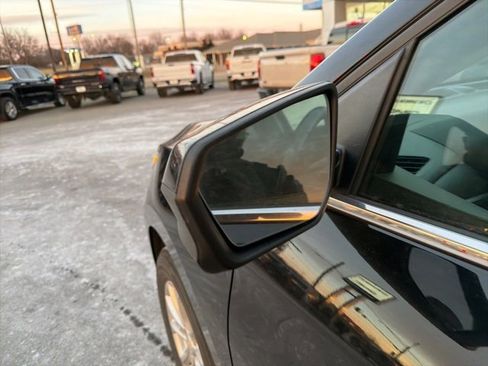 Used 2020 Chevrolet Equinox LT image 34