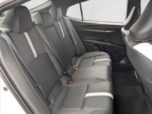Used 2025 Toyota Camry SE FWD image 20