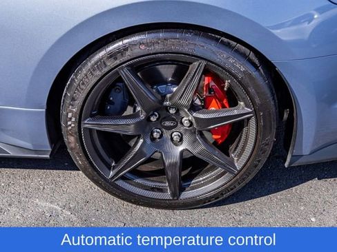 Used 2022 Ford Mustang Shelby GT500 w/ Carbon Fiber Track Pack RWD image 16