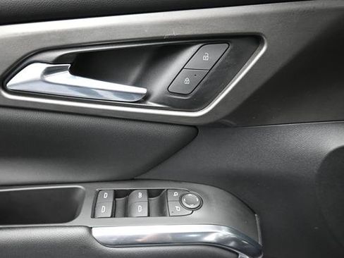 Used 2024 Chevrolet Traverse LT w/ Enhanced Driving Package FWD image 6